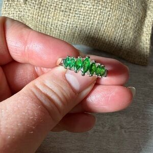 Semi Adjustable Green Gemstone Silver Ring - Costume Jewelry